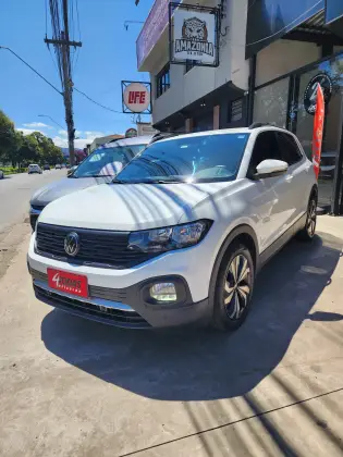 VOLKSWAGEN T-CROSS 1.0 200 TSI TOTAL FLEX AUTOMÁTICO VOLKSWAGEN T-CROSS 1.0 200 TSI TOTAL FLEX AUTOMÁTICO