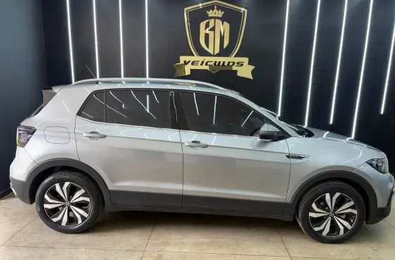 VOLKSWAGEN T-CROSS 1.4 250 TSI TOTAL FLEX HIGHLINE AUTOMÁTICO
