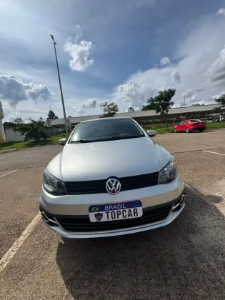 VOLKSWAGEN VOYAGE 1.6 MSI TOTALFLEX COMFORTLINE 4P MANUAL VOLKSWAGEN VOYAGE 1.6 MSI TOTALFLEX COMFORTLINE 4P MANUAL