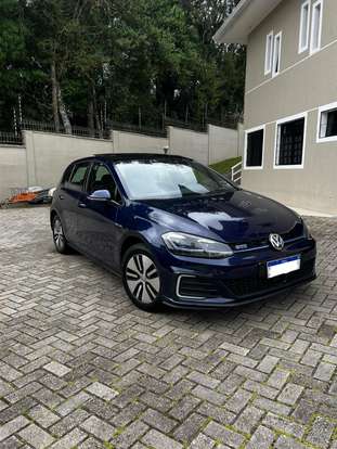 VOLKSWAGEN-GOLF-2019