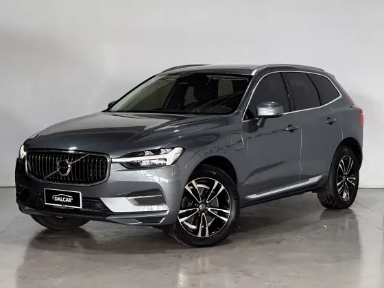 VOLVO XC60 2.0 T8 HYBRID MOMENTUM AWD GEARTRONIC