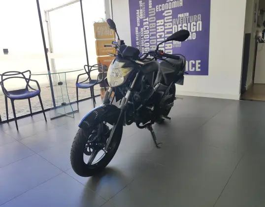 YAMAHA FAZER BLACK EDITION 