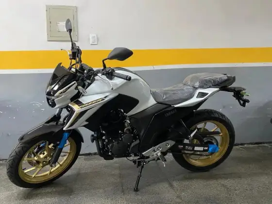 YAMAHA FZ25 FAZER ABS 