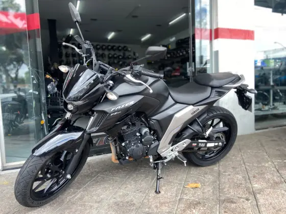 YAMAHA FZ25 FAZER ABS 