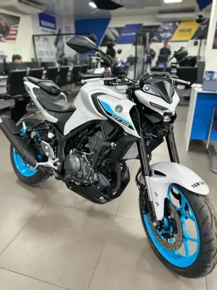 YAMAHA MT-03 CONNECTED ABS 