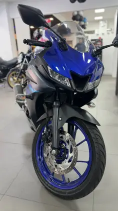 YAMAHA YZF R15 