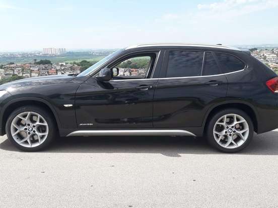 BMW-X1-3.0 28I 4X4 24V GASOLINA 4P AUTOMÁTICO BMW-X1-2011