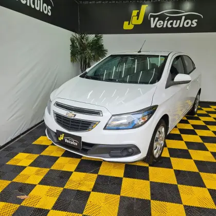 CHEVROLET ONIX 1.4 MPFI LT 8V FLEX 4P MANUAL
