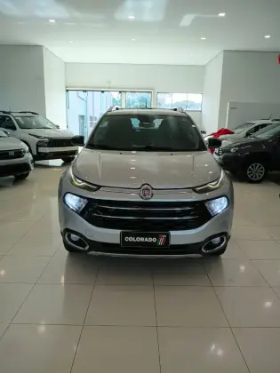 FIAT TORO 2.0 16V TURBO DIESEL VOLCANO 4WD AT9 FIAT TORO 2.0 16V TURBO DIESEL VOLCANO 4WD AT9