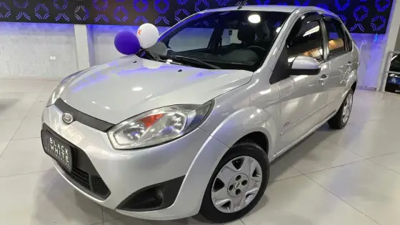 FORD FIESTA 1.6 MPI SEDAN 8V FLEX 4P MANUAL