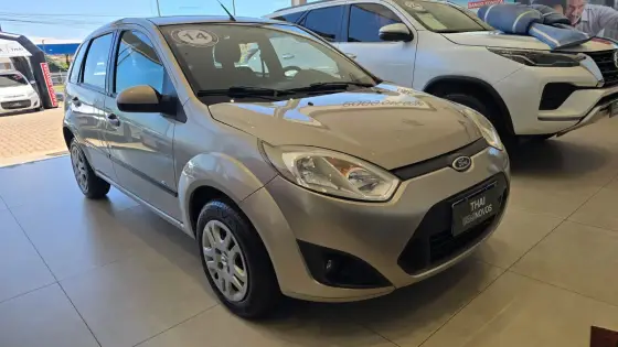 FORD FIESTA 1.6 ROCAM HATCH 8V FLEX 4P MANUAL