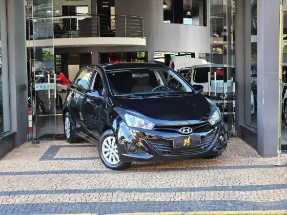 HYUNDAI HB20 1.0 COMFORT PLUS 12V FLEX 4P MANUAL HYUNDAI HB20 1.0 COMFORT PLUS 12V FLEX 4P MANUAL