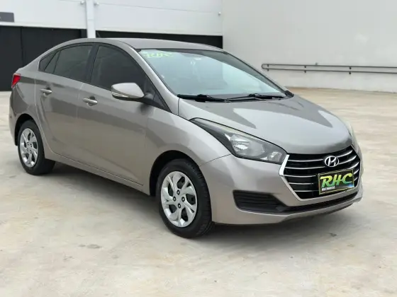 HYUNDAI HB20S 1.6 COMFORT PLUS 16V FLEX 4P AUTOMÁTICO HYUNDAI HB20S 1.6 COMFORT PLUS 16V FLEX 4P AUTOMÁTICO