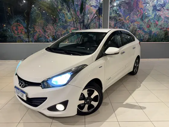 HYUNDAI HB20S 1.6 IMPRESS 16V FLEX 4P AUTOMÁTICO