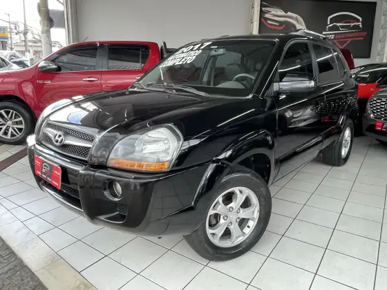 HYUNDAI TUCSON 2.0 MPFI GLS 16V 143CV 2WD FLEX 4P AUTOMÁTICO HYUNDAI TUCSON 2.0 MPFI GLS 16V 143CV 2WD FLEX 4P AUTOMÁTICO