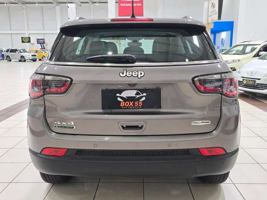 JEEP-COMPASS-2020