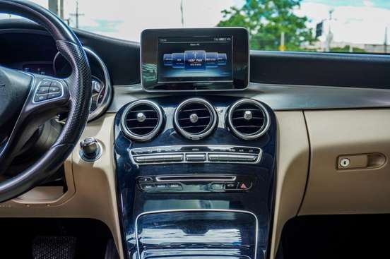 MERCEDES-BENZ-C 200-2015