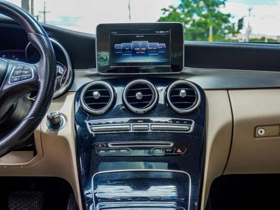 MERCEDES-BENZ-C 200-2.0 CGI AVANTGARDE 16V GASOLINA 4P AUTOMÁTICO MERCEDES-BENZ-C 200-2015