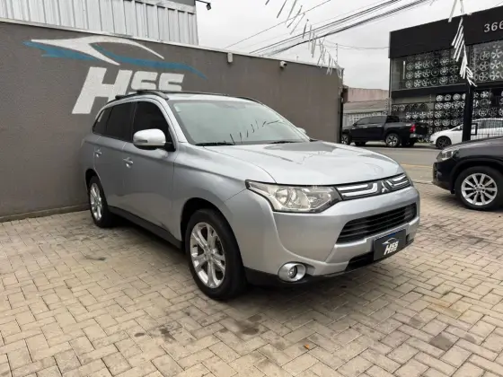 MITSUBISHI OUTLANDER 2.0 16V GASOLINA 4P AUTOMÁTICO