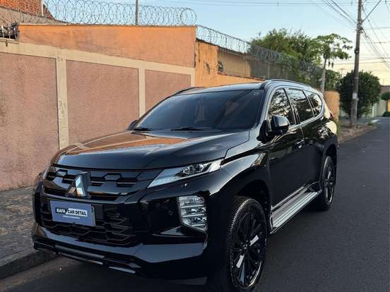 MITSUBISHI-PAJERO SPORT-2.4 16V MIVEC TURBO DIESEL LEGEND BLACK AWD AUTOMÁTICO MITSUBISHI-PAJERO SPORT-2024