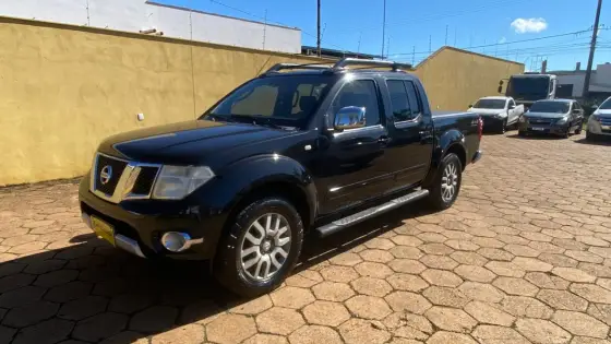 NISSAN FRONTIER 2.5 SL 10 ANOS 4X4 CD TURBO ELETRONIC DIESEL 4P AUTOMÁTICO NISSAN FRONTIER 2.5 SL 10 ANOS 4X4 CD TURBO ELETRONIC DIESEL 4P AUTOMÁTICO