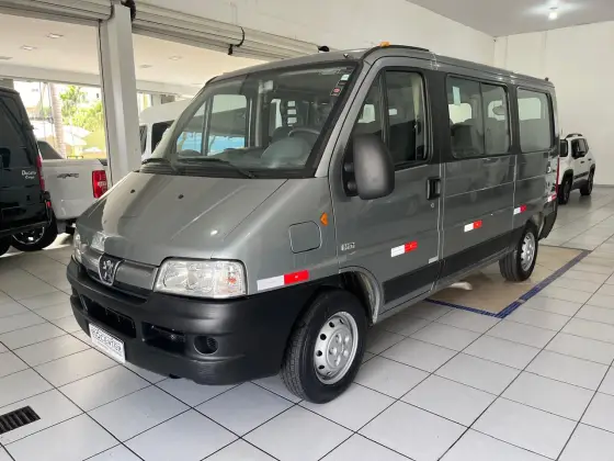 PEUGEOT BOXER 2.3 HDI 330 PASSAGEIRO 16 LUGARES 8V DIESEL 3P MANUAL PEUGEOT BOXER 2.3 HDI 330 PASSAGEIRO 16 LUGARES 8V DIESEL 3P MANUAL