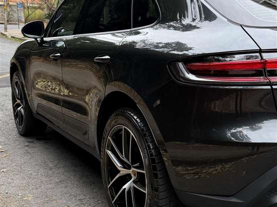 PORSCHE-MACAN-2.0 TURBO GASOLINA PDK PORSCHE-MACAN-2021