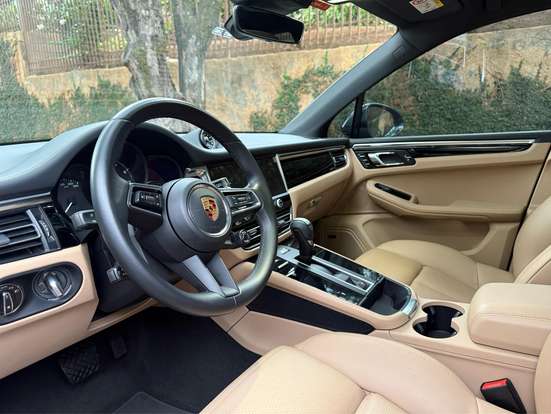 PORSCHE-MACAN-2021