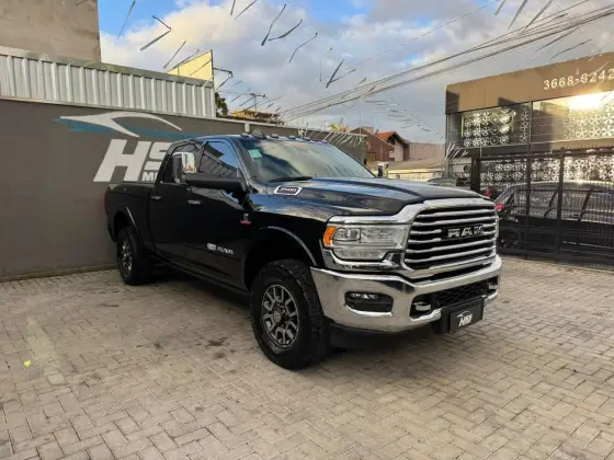 RAM 3500 6.7 I6 TURBO DIESEL LIMITED LONGHORN CD 4X4  AUTOMÁTICO