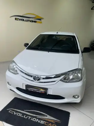 TOYOTA ETIOS 1.5 XLS 16V FLEX 4P MANUAL