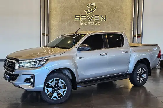 TOYOTA HILUX 2.8 SRX 4X4 CD 16V DIESEL 4P AUTOMÁTICO