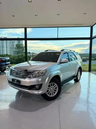 TOYOTA HILUX SW4 2.7 SR 4X2 16V FLEX 4P AUTOMÁTICO