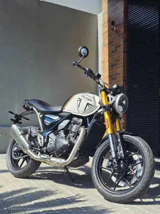 TRIUMPH SPEED 400 