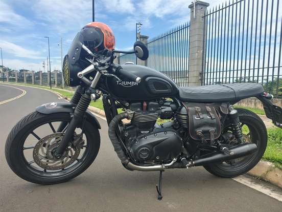 TRIUMPH-STREET TWIN-2017