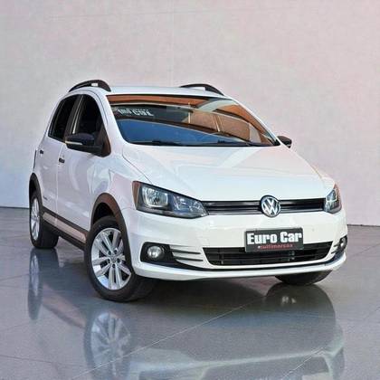 Volkswagen Fox do ano 2016 1.0 mpi track 12v flex 4p manual