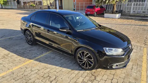 VOLKSWAGEN JETTA 2.0 COMFORTLINE FLEX 4P TIPTRONIC VOLKSWAGEN JETTA 2.0 COMFORTLINE FLEX 4P TIPTRONIC