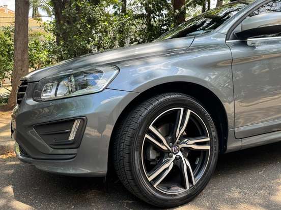 VOLVO-XC60-2.0 T5 R-DESIGN GASOLINA 4P AUTOMÁTICO VOLVO-XC60-2016