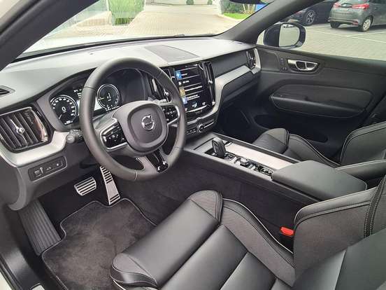 VOLVO-XC60-2.0 T8 HYBRID R-DESIGN AWD GEARTRONIC VOLVO-XC60-2021