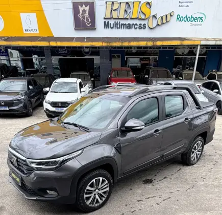 FIAT STRADA 1.3 FIREFLY FLEX VOLCANO CD CVT FIAT STRADA 1.3 FIREFLY FLEX VOLCANO CD CVT