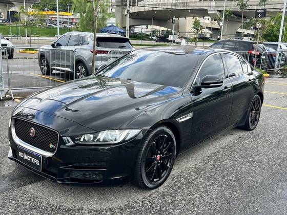 JAGUAR XE 2.0 16V SI4 TURBO GASOLINA PURE 4P AUTOMÁTICO