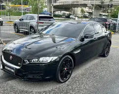 JAGUAR XE 2.0 16V SI4 TURBO GASOLINA PURE 4P AUTOMÁTICO JAGUAR XE 2.0 16V SI4 TURBO GASOLINA PURE 4P AUTOMÁTICO
