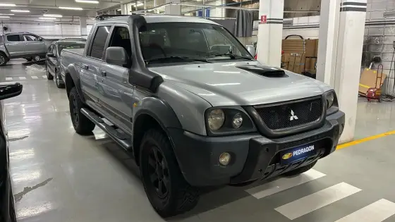 MITSUBISHI L200 2.5 SPORT HPE 4X4 CD 8V TURBO INTERCOOLER DIESEL 4P AUTOMÁTICO MITSUBISHI L200 2.5 SPORT HPE 4X4 CD 8V TURBO INTERCOOLER DIESEL 4P AUTOMÁTICO