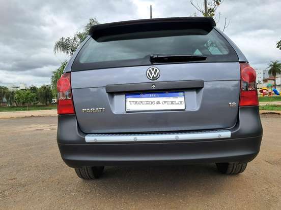 VOLKSWAGEN-PARATI-2007