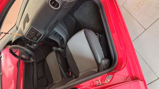 VOLKSWAGEN-UP-1.0 MPI TAKE UP 12V FLEX 4P MANUAL VOLKSWAGEN-UP-2014