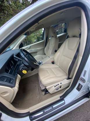 VOLVO-XC60-2013