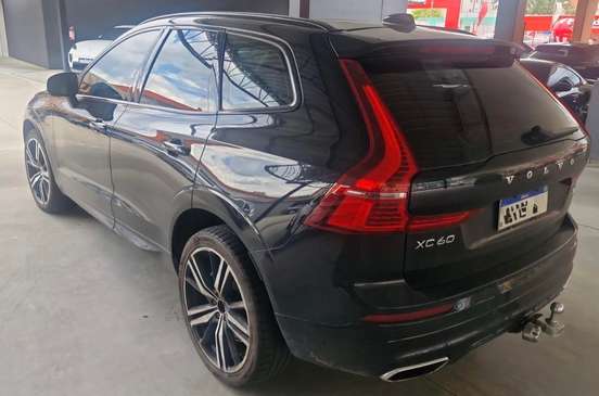 VOLVO-XC60-2019