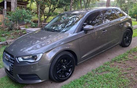 AUDI-A3-2013