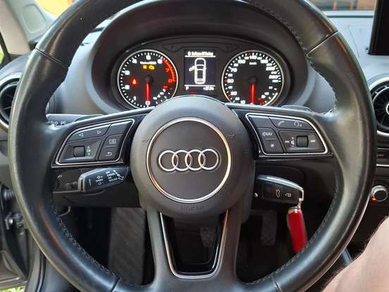 AUDI-A3-1.4 TFSI SPORTBACK 16V GASOLINA 4P S-TRONIC AUDI-A3-2013
