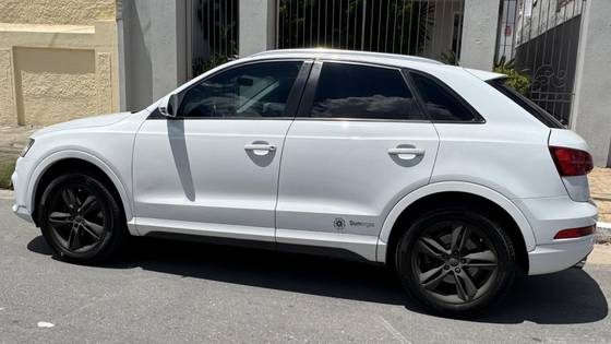 AUDI Q3 1.4 TFSI ATTRACTION GASOLINA 4P S TRONIC