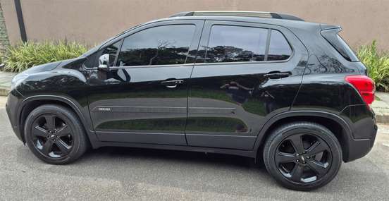CHEVROLET-TRACKER-2018